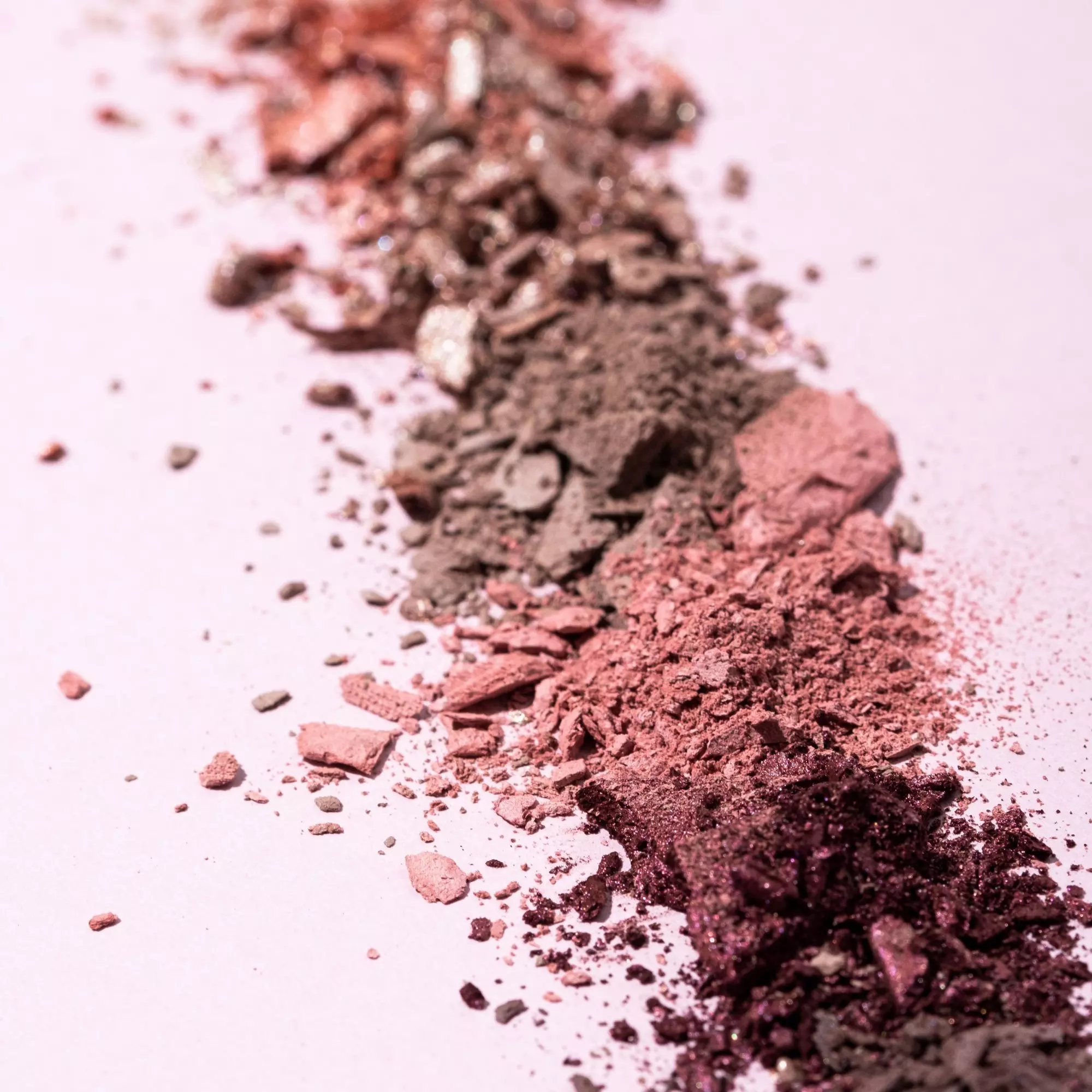 essence - the ROSE edition palette fards à paupières