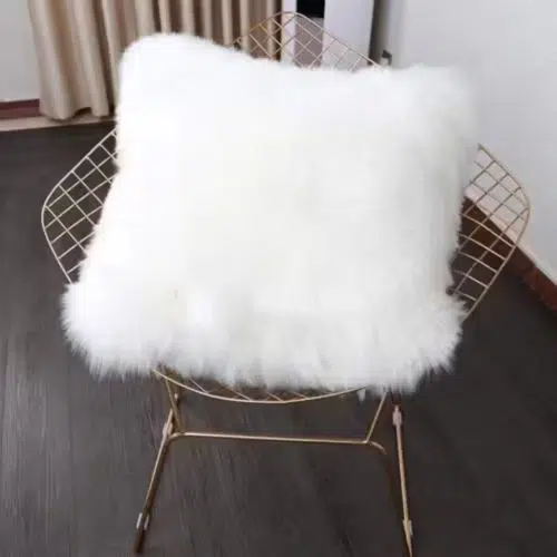 Offre flash Coussin en fourrure synthétique ZARI