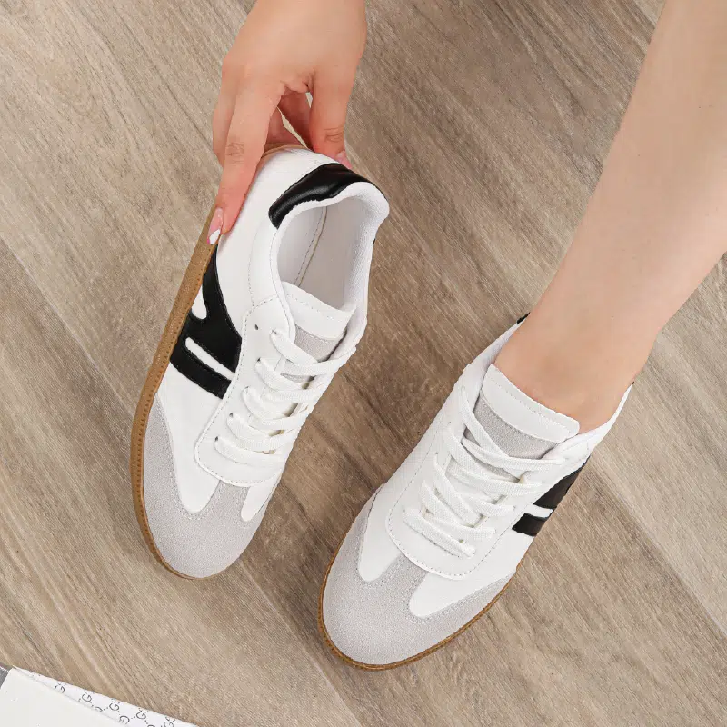 Basket Femme  Ref 2592