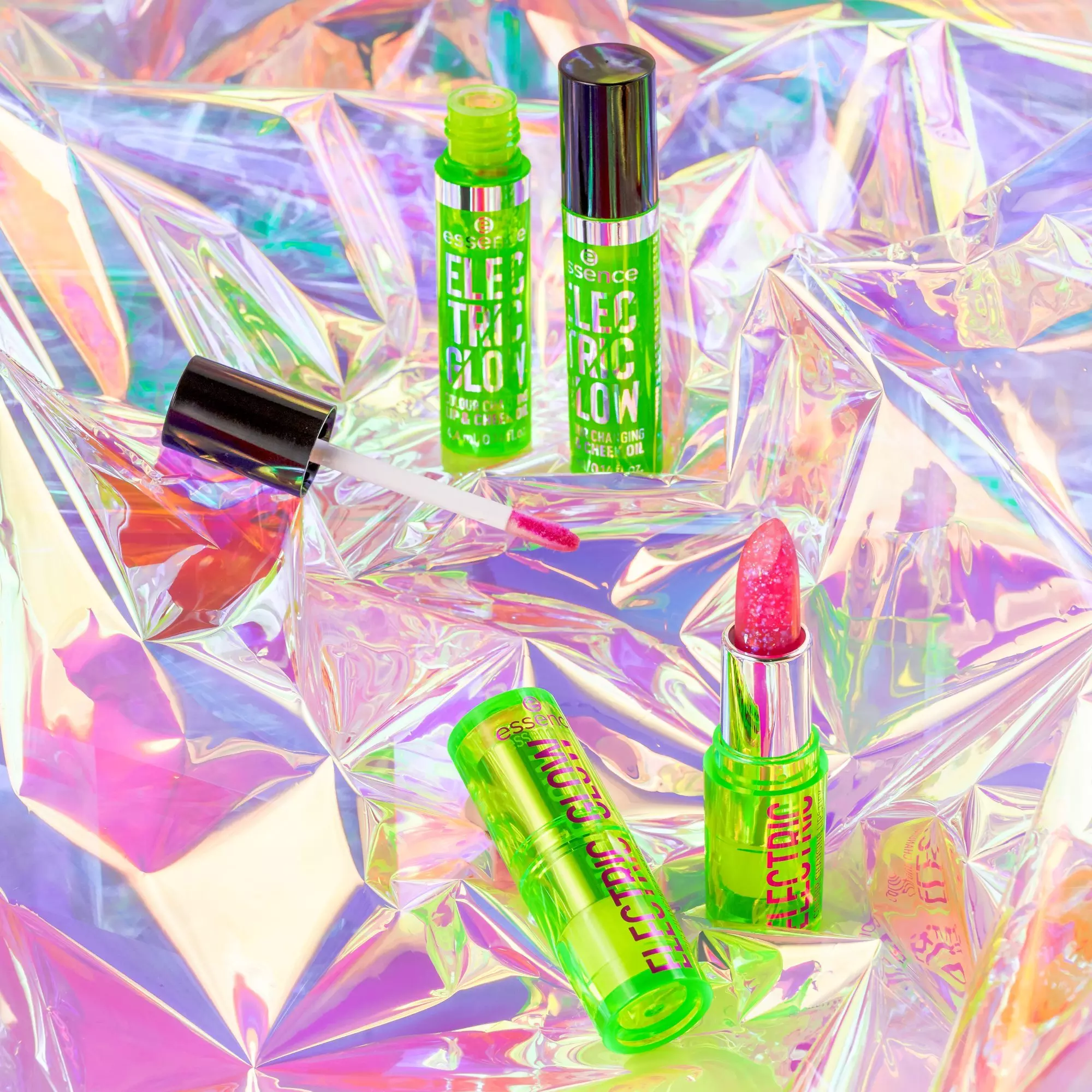 essence - ELECTRIC GLOW COLOUR CHANGING LIP & CHEEK OIL huile lèvres et joues