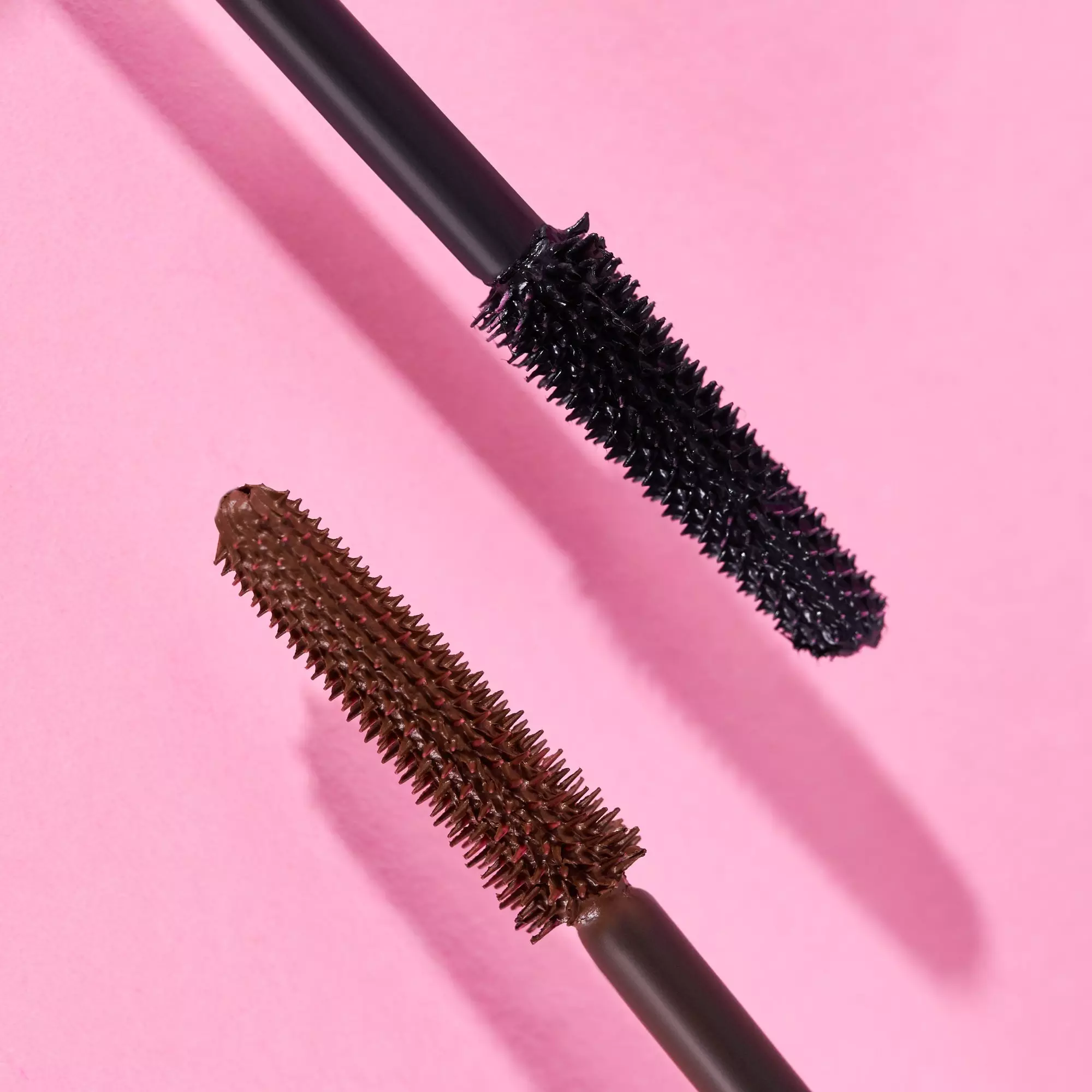 essence - lash WITHOUT LIMITS EXTREME LENGTHENING & VOLUME MASCARA