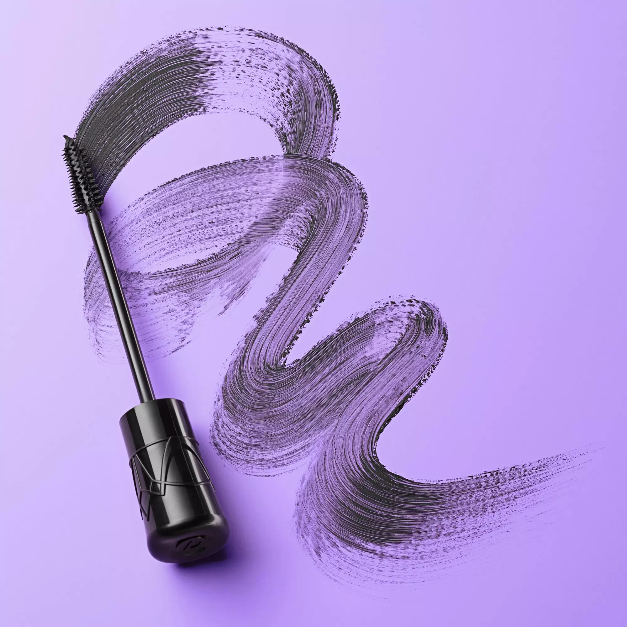 essence - call me Queen dramatic false lash effect mascara