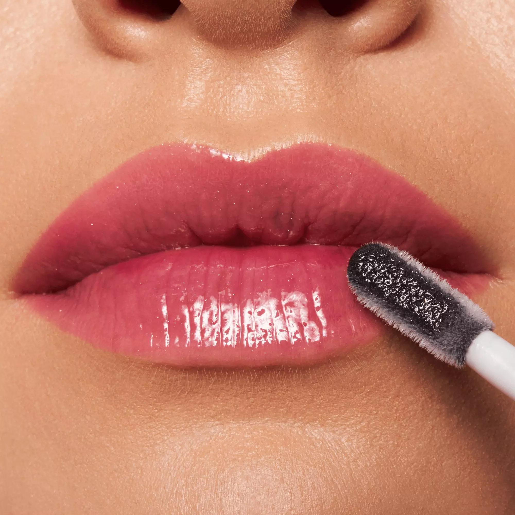 essence - what the fake! EXTREME PLUMPING LIP FILLER repulpeur lèvres extrême