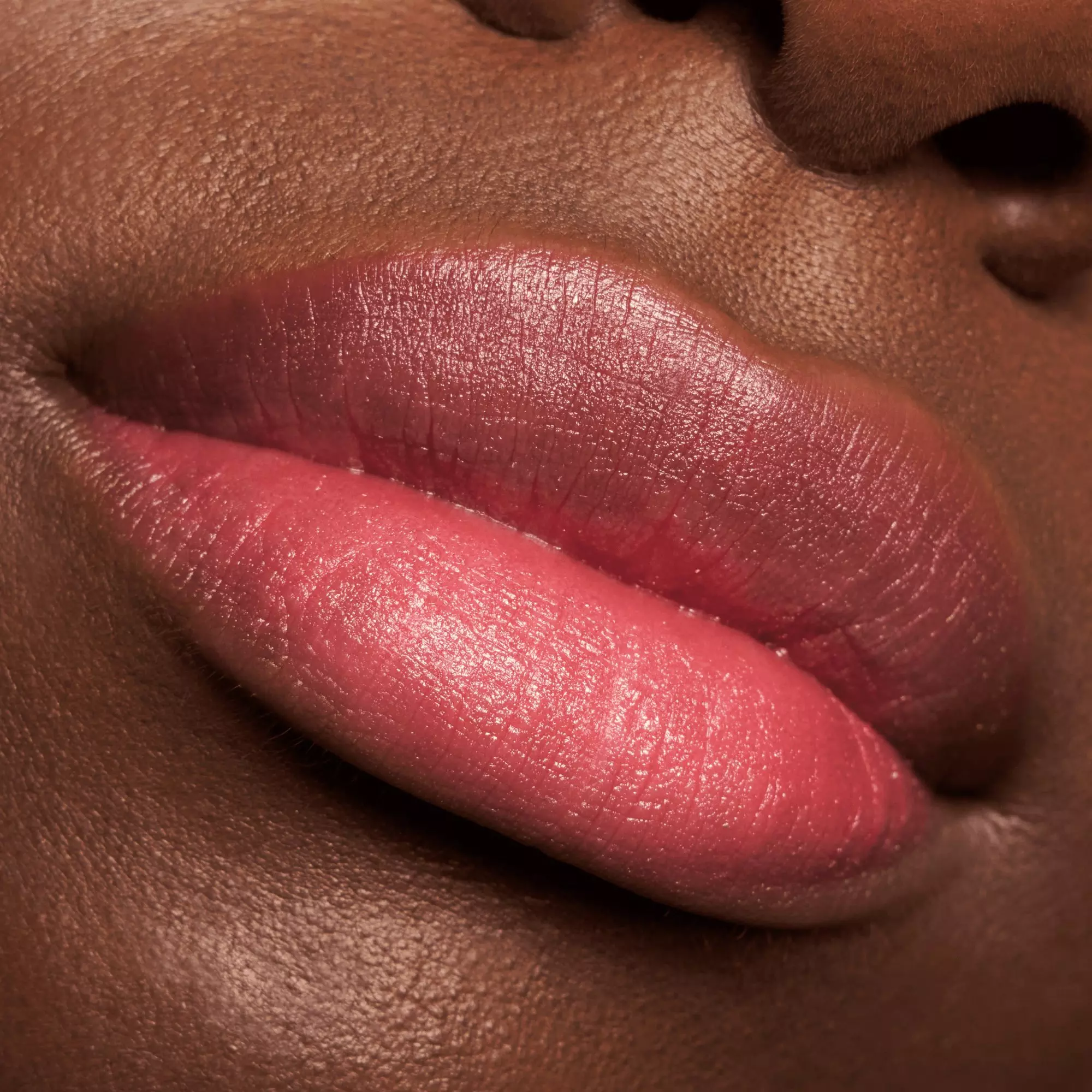 essence - META GLOW COLOUR CHANGING LIPSTICK rouge à lèvres révélateur de couleur