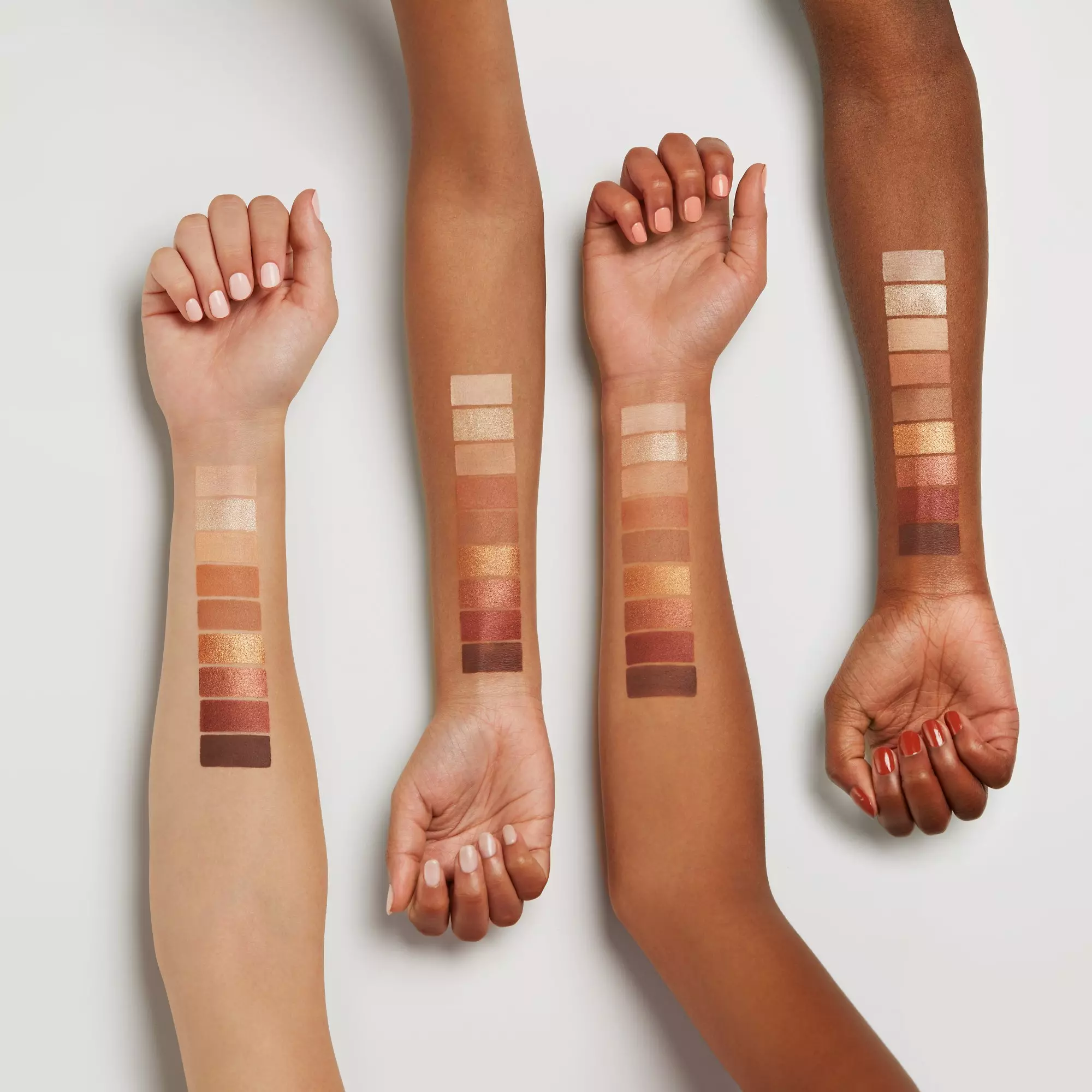 essence - the BROWN edition palette fard à paupières