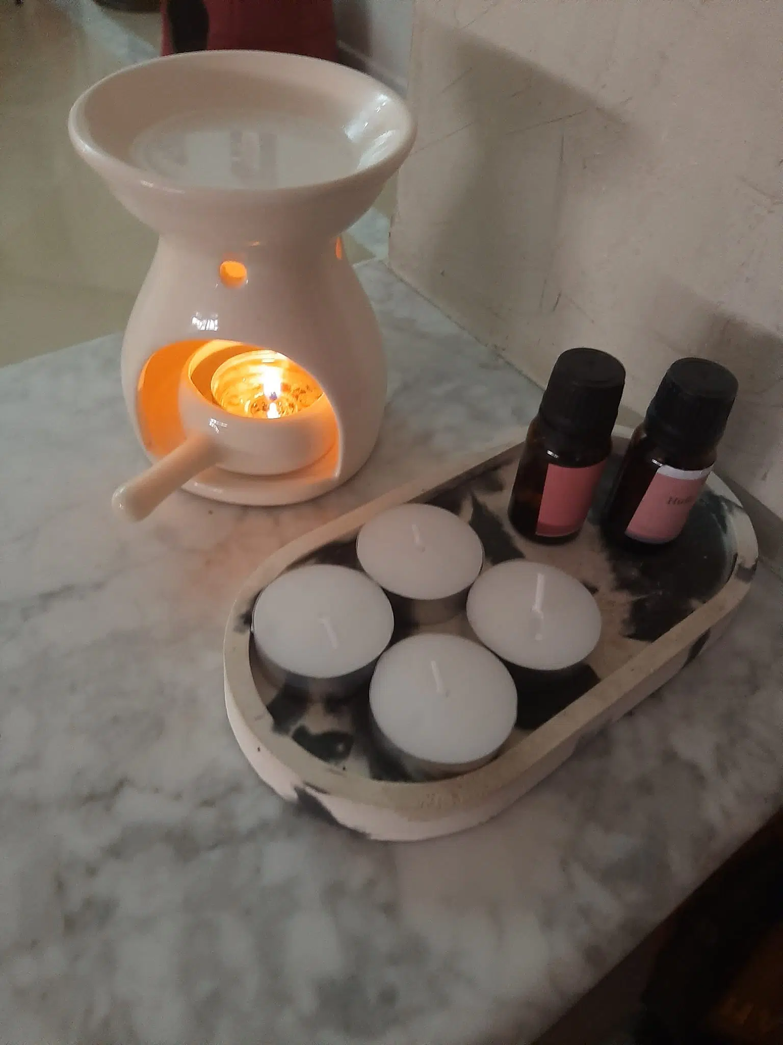 Pack Urgence <strong>4 Huiles au choix </strong> et <strong>4 bougies durée 4 heures</strong>