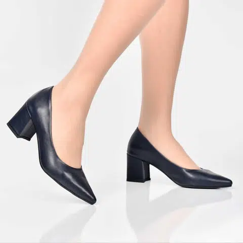 Escarpins Femmes en cuir Bleu