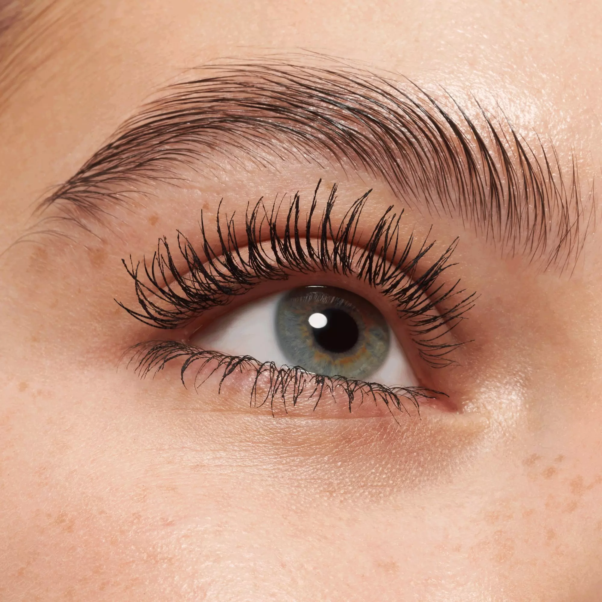 essence - call me Queen dramatic false lash effect mascara