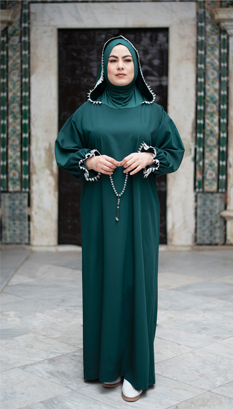 Abaya Feriel