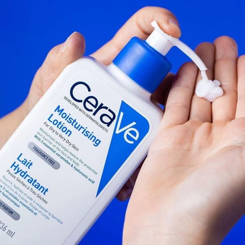 CeraVe Lait Hydratant Peaux Sèches à Très Sèches 236ml