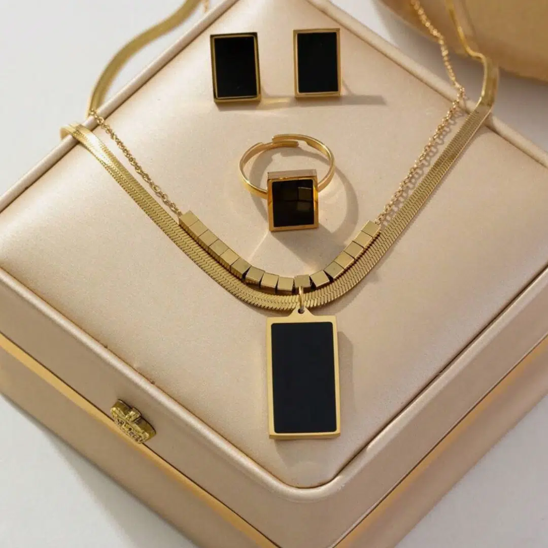 Parure carré acier inoxydable