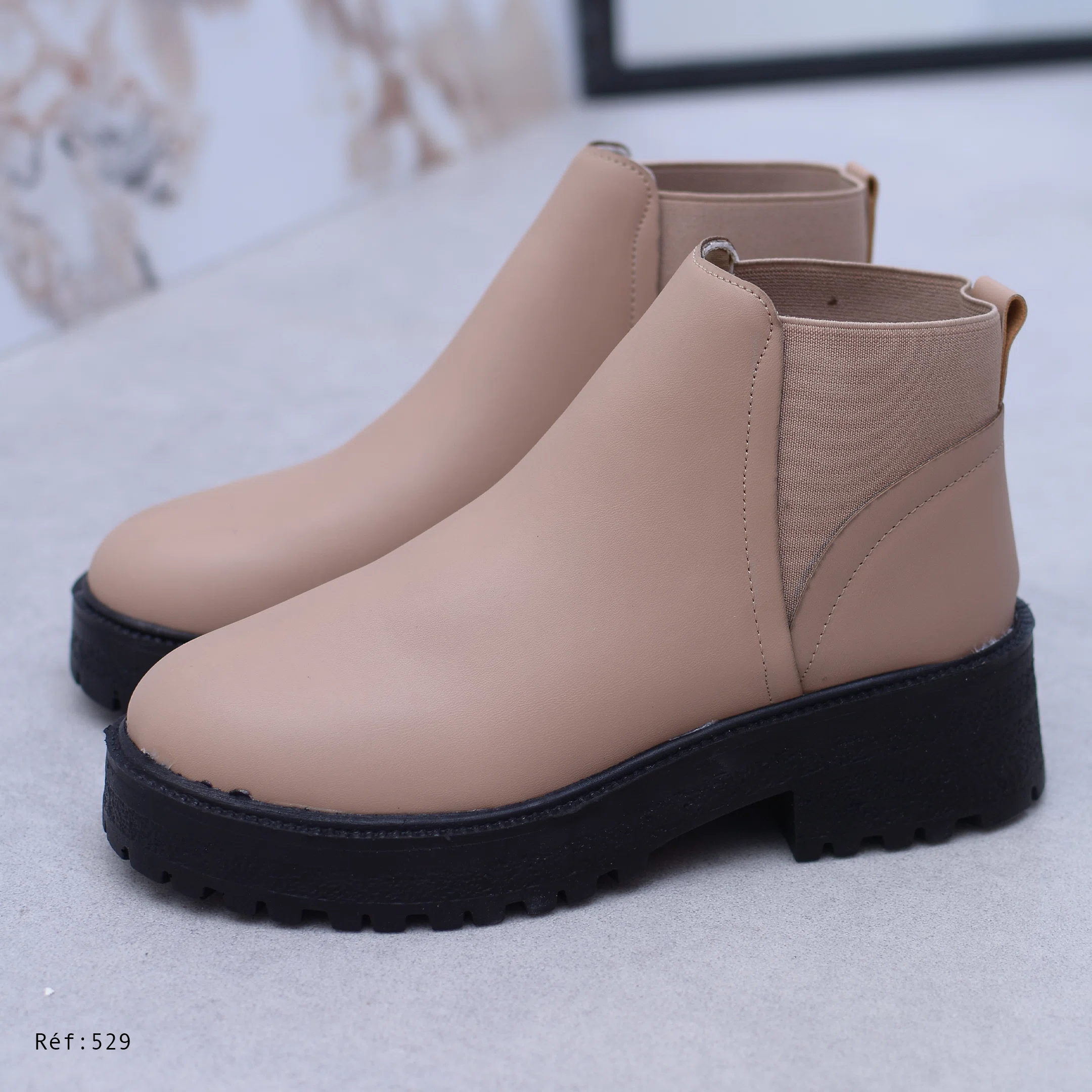 BOTTINES