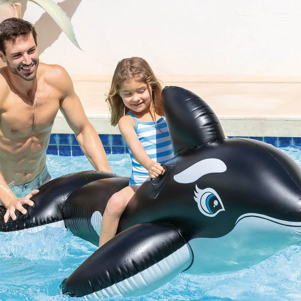 Grande baleine gonflable