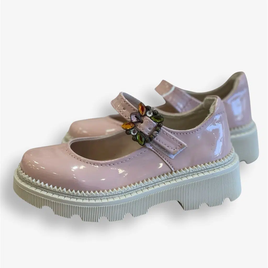 Chaussures Fille Style Derbies – Beige, Noir ou Rose Pointures (24 à 28) – Réf C37 –