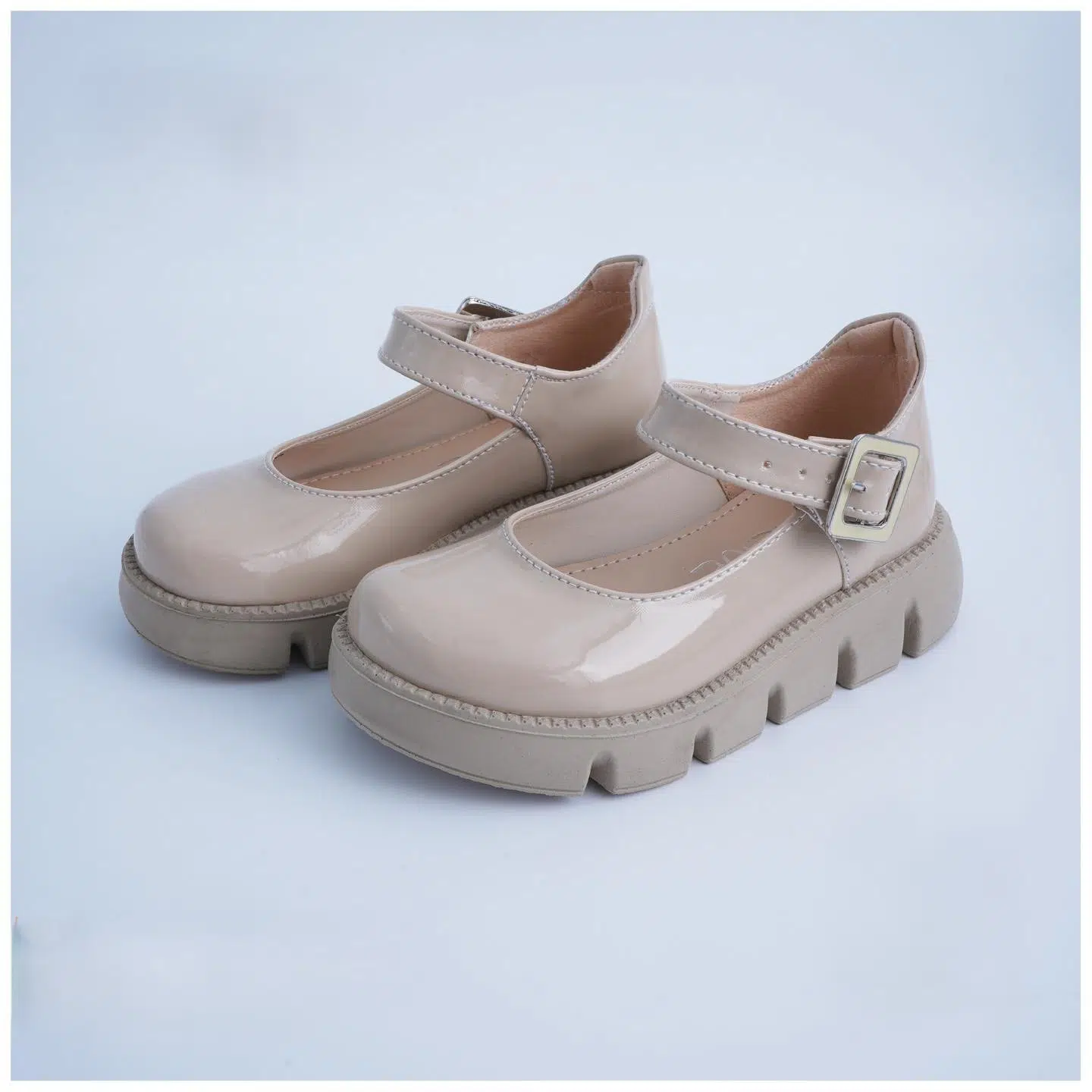 Chaussures Derbies Fille – Modèle Élégance (Rose, Noir, Beige) (P24-P35)