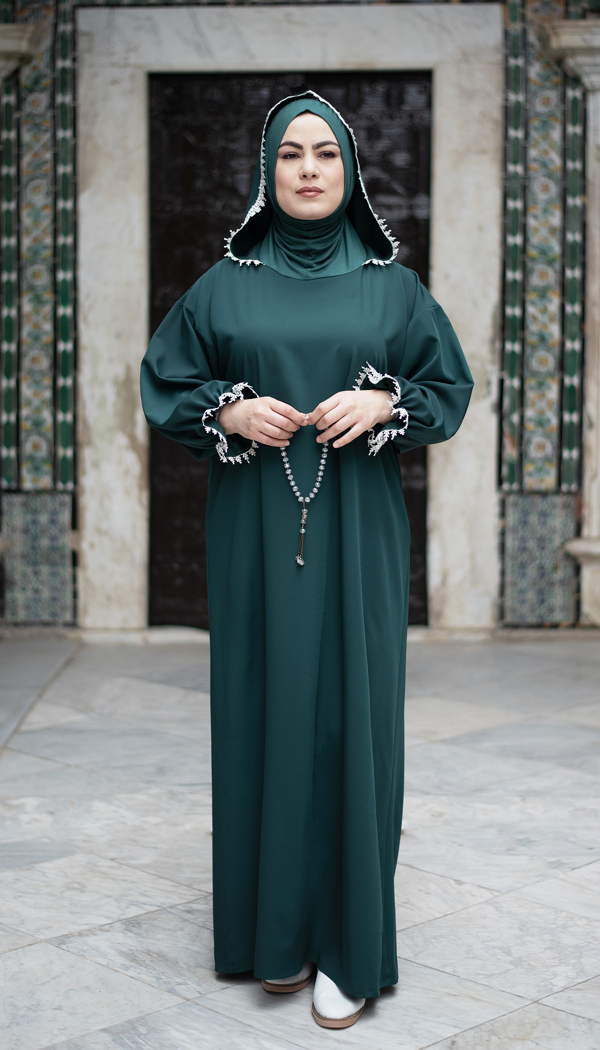 Abaya Feriel