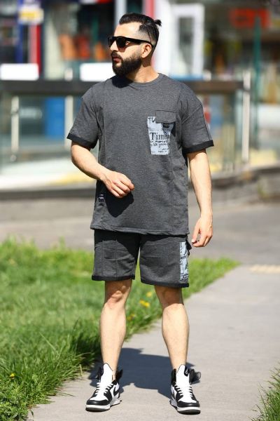 Ensemble "T-shirt and Short"