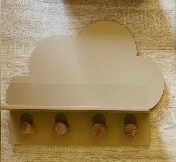 Etagère Porte manteau nuage avec 4 boutons
