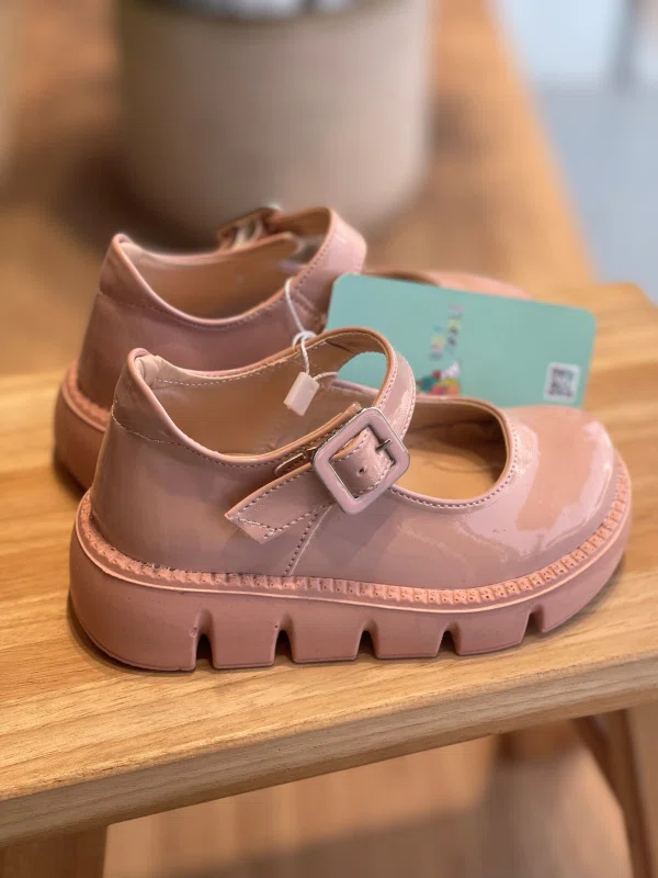 Chaussures Derbies Fille – Modèle Élégance (Rose, Noir, Beige) (P24-P35)