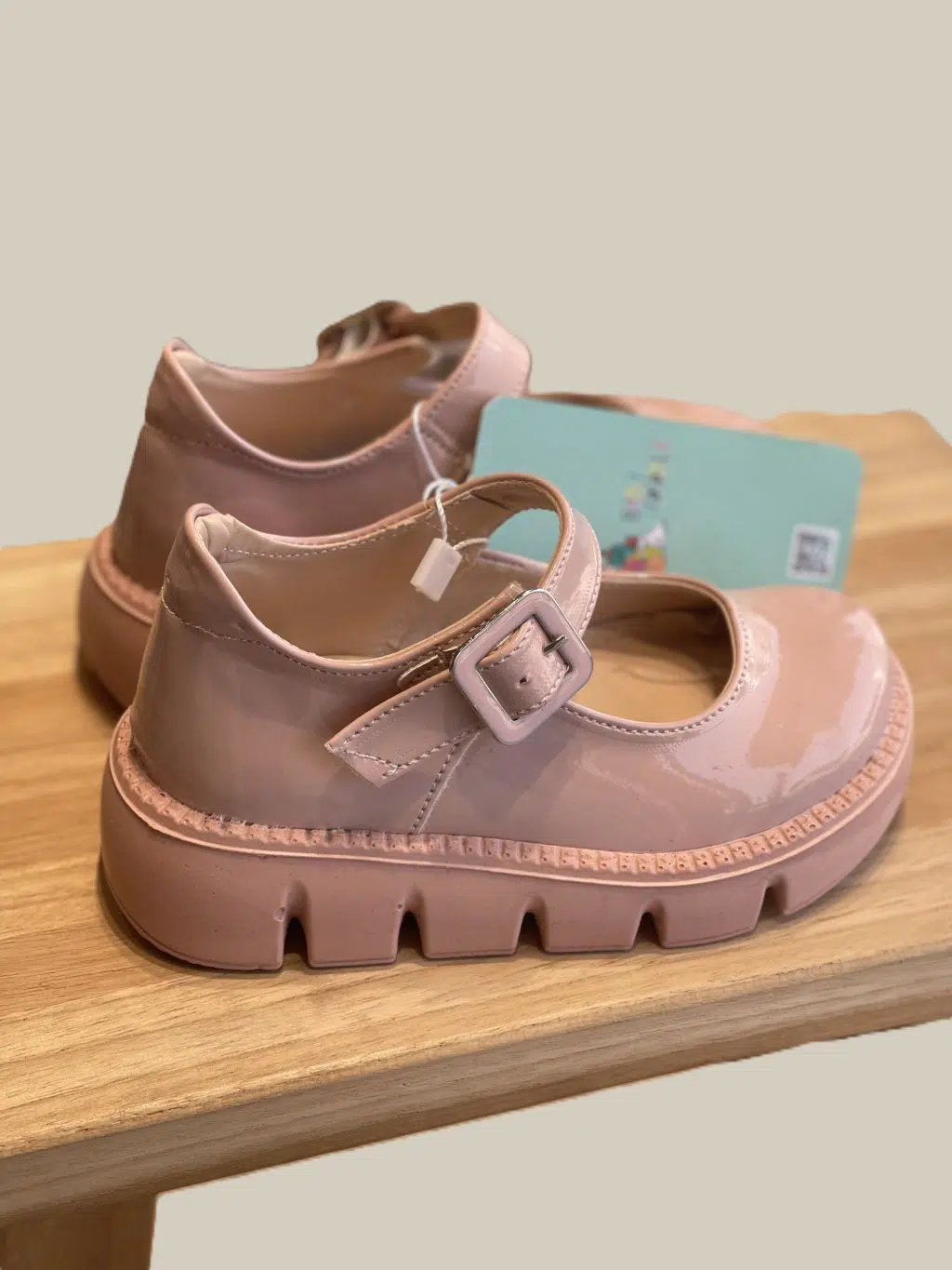 Chaussures Derbies Fille – Modèle Élégance (Rose, Noir, Beige) (P24-P35)