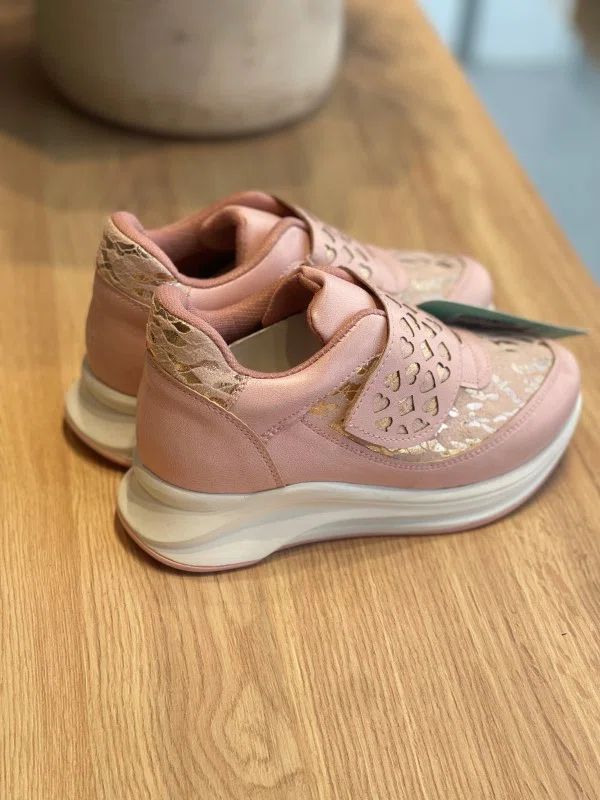 Chaussures Fille Rose Doré – Modèle Chic (P32-P34)