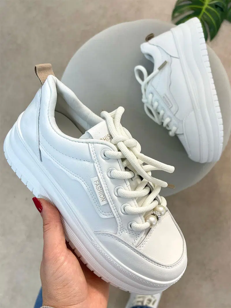 Basket Femme GK105