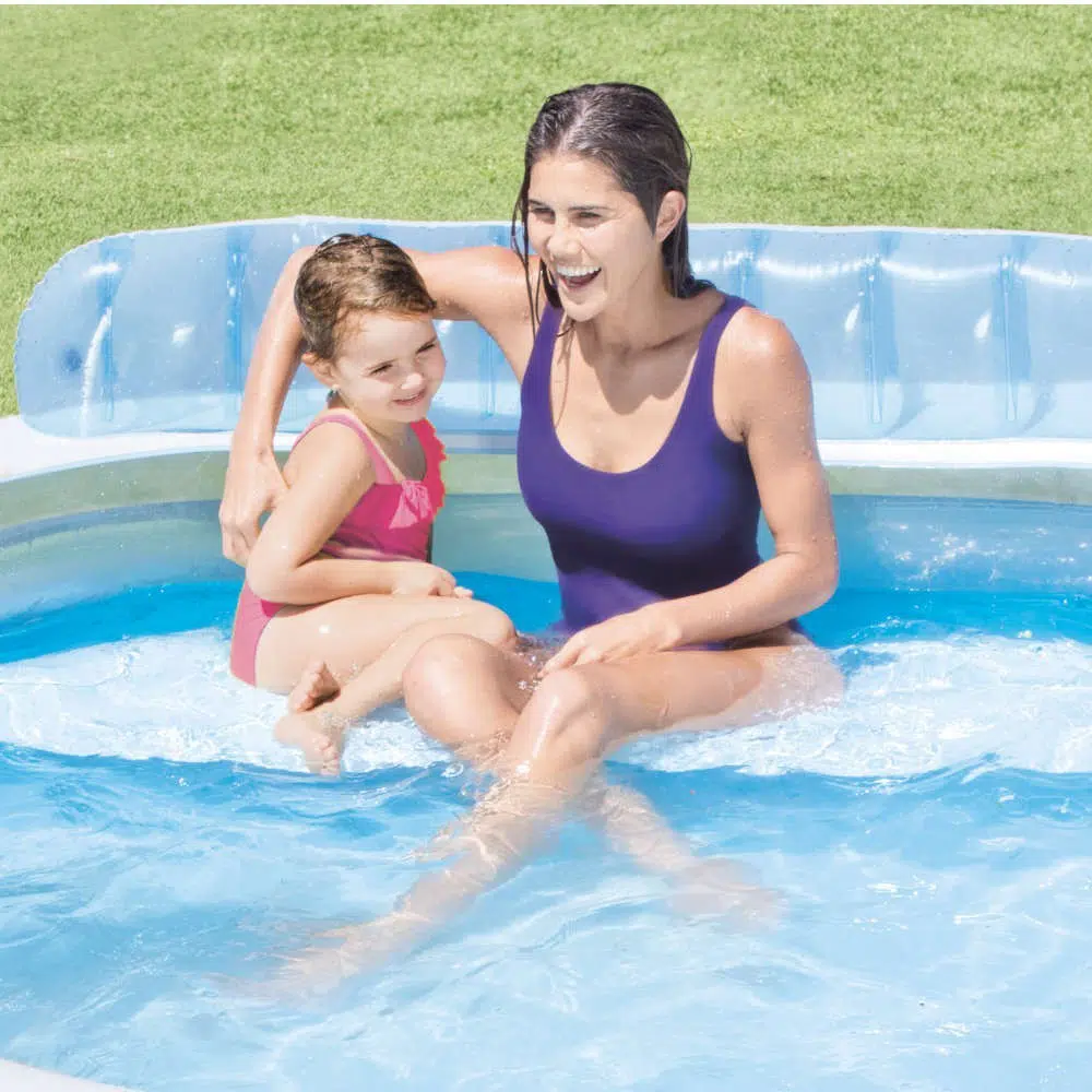 Piscine Aqua Lounge