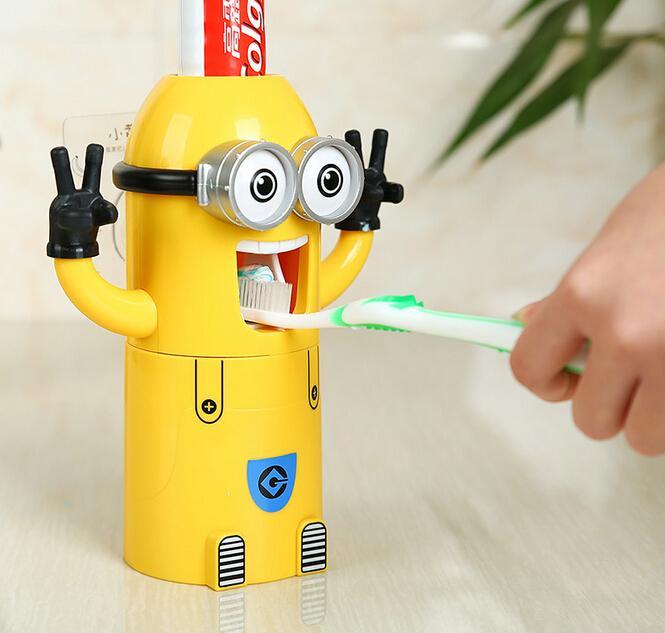 Distributeur de dentifrice minions