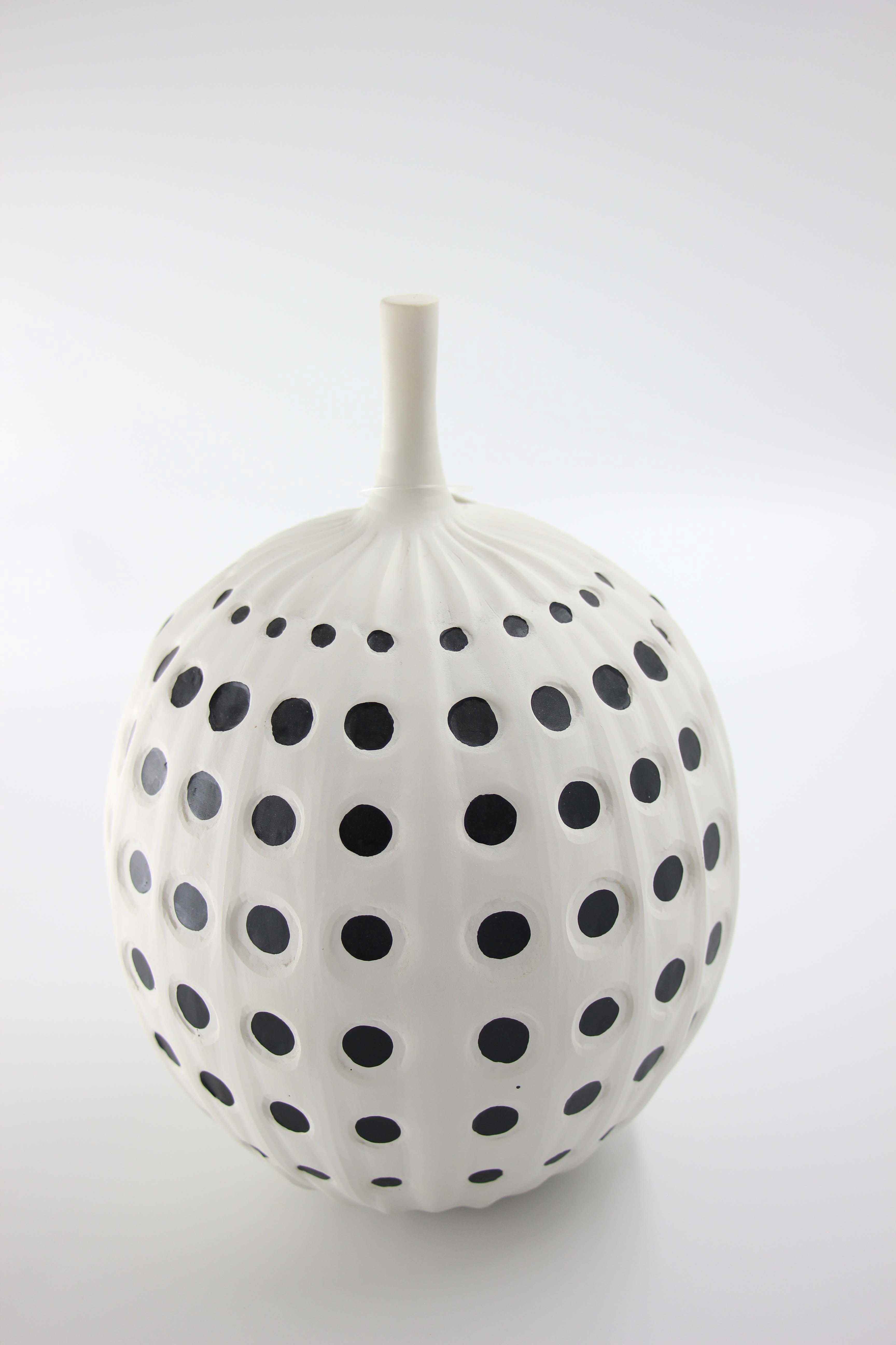 Dot pumpkin ornament white