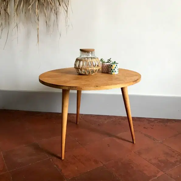 Table basse pieds compas