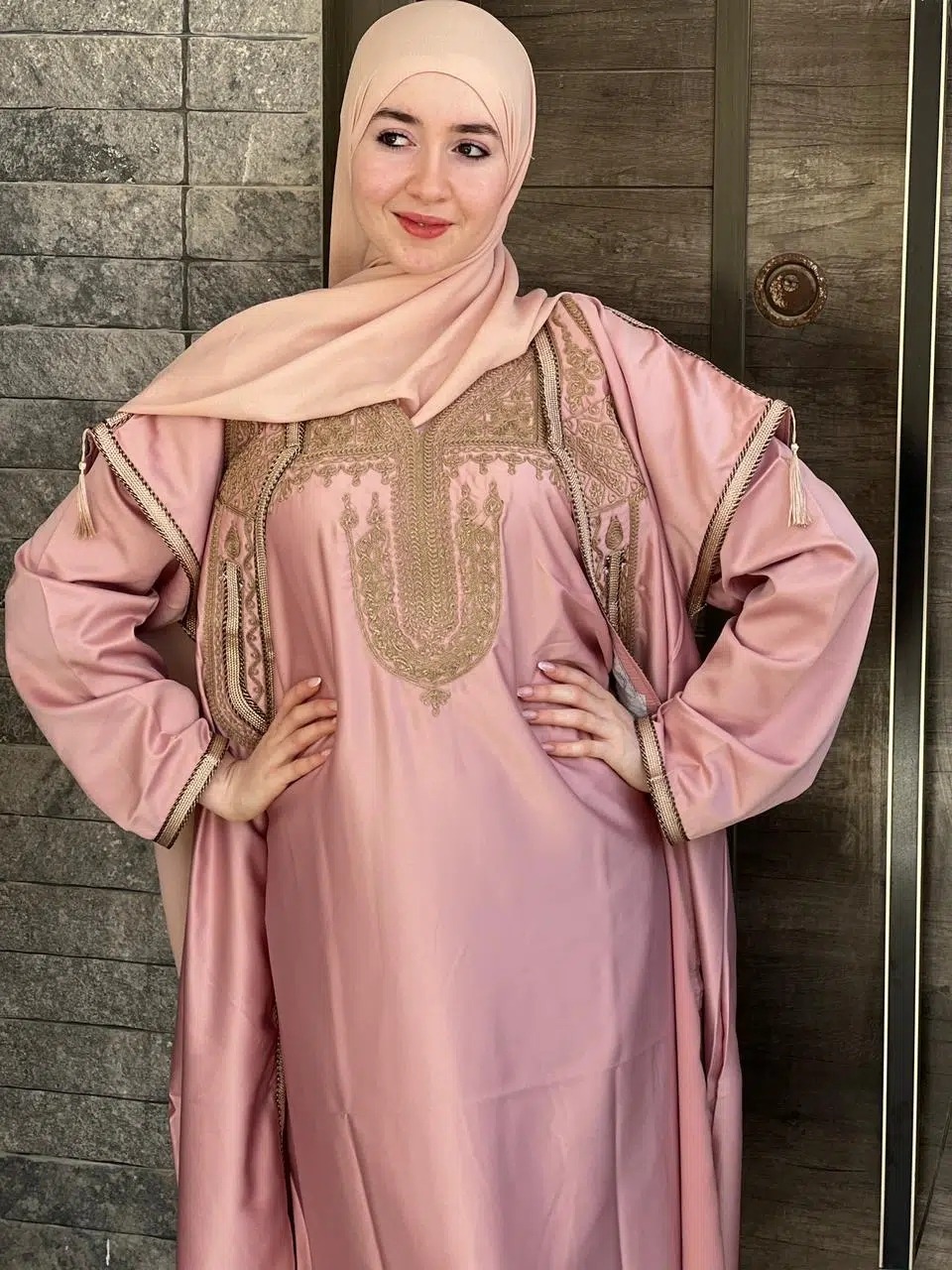 قفطان تونسي : 2025