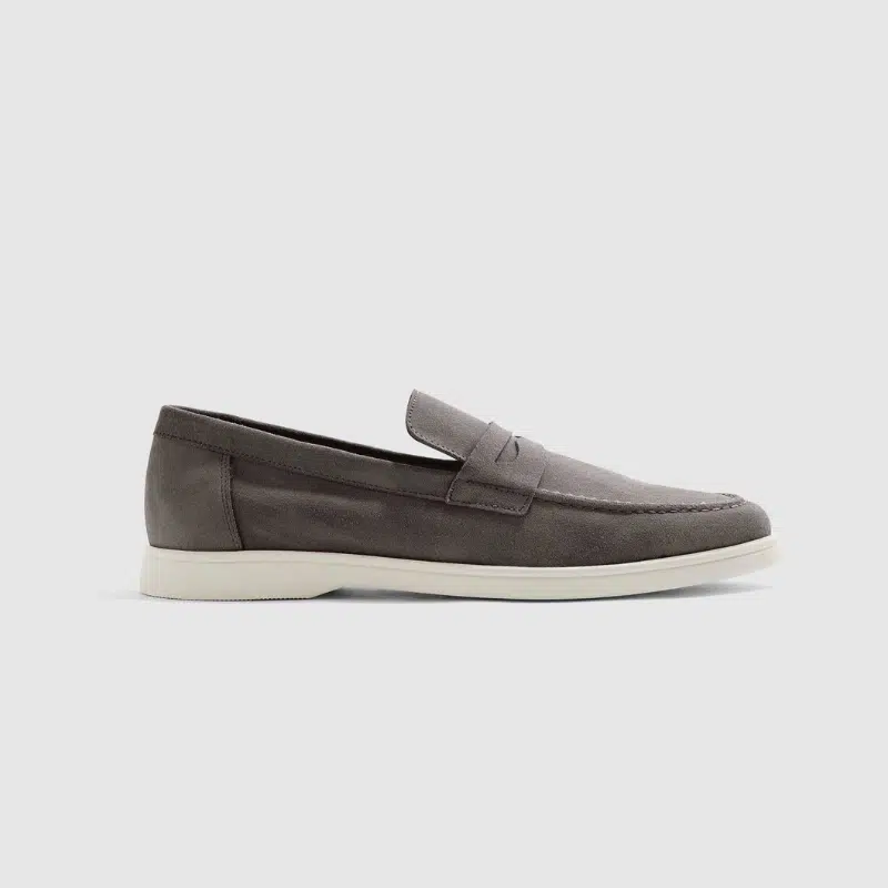 mocassins daim gris 2025