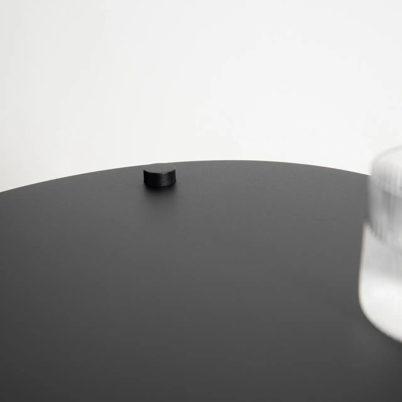 Table D’appoint En Métal Noir