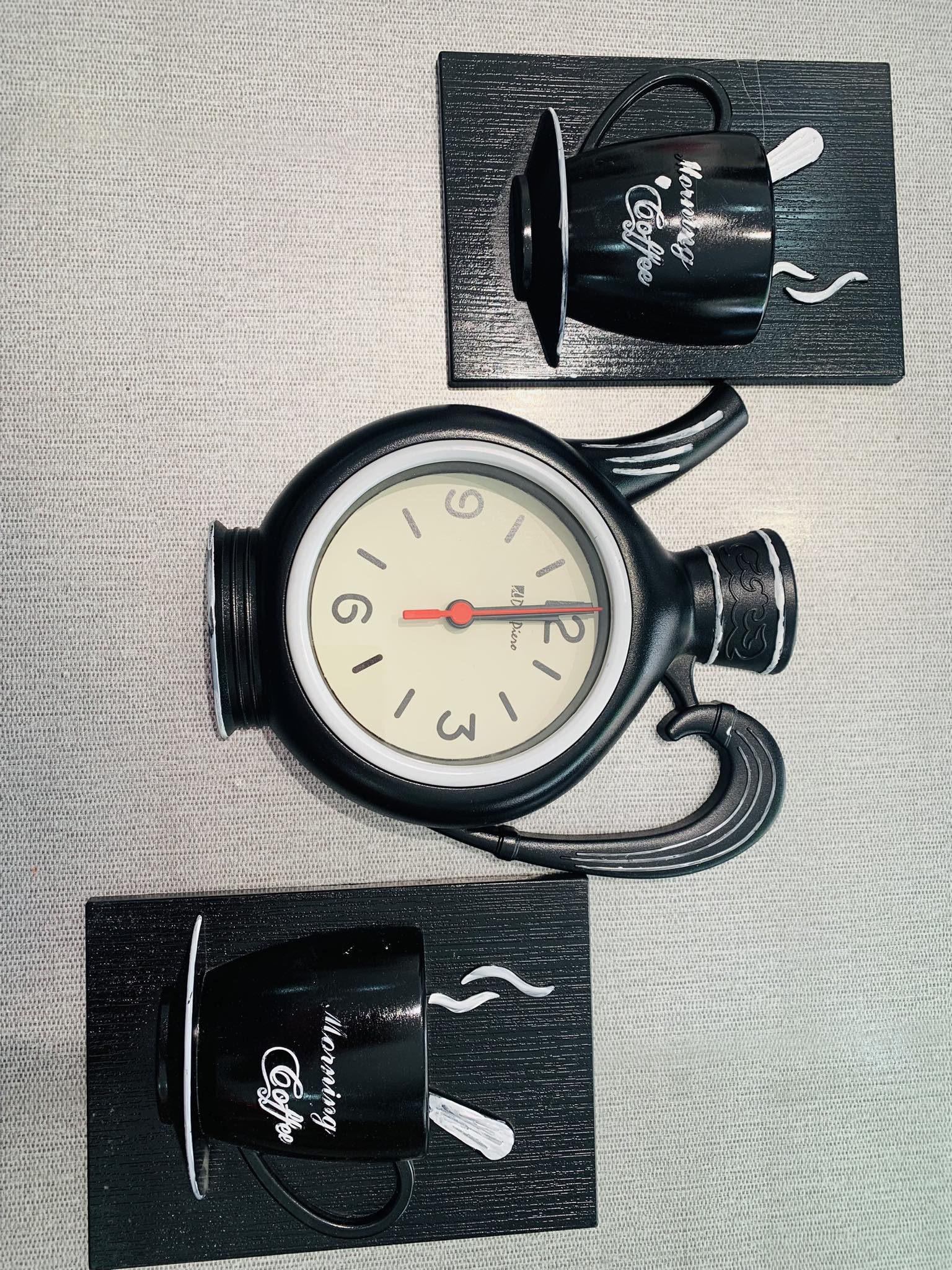 Montre 3 piéces pour cuisine